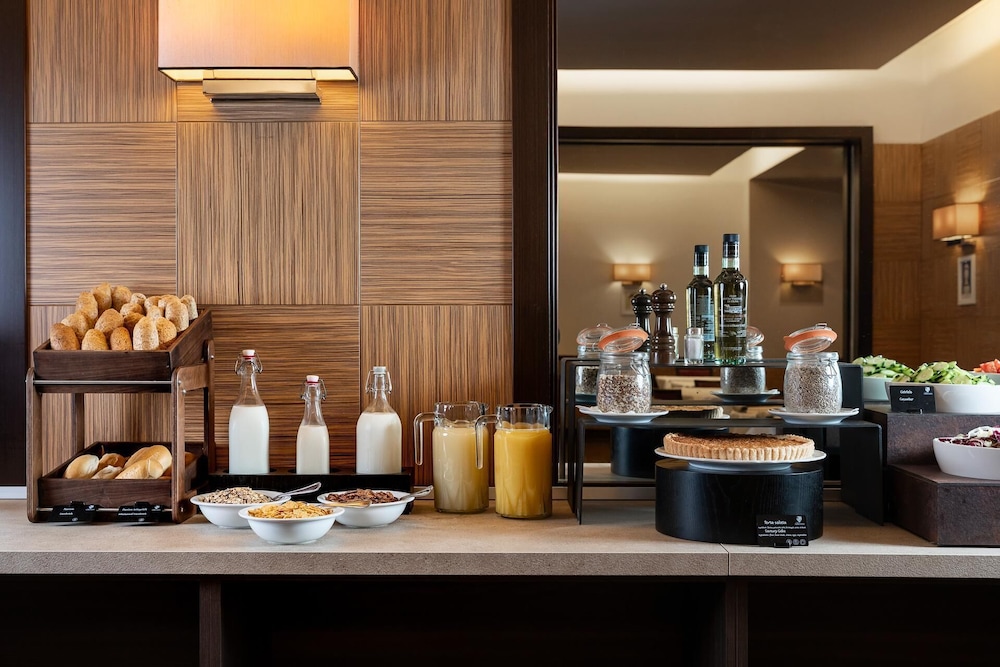 Grand Hotel Adriatico — Restaurant & bars in Florence, Tuscany