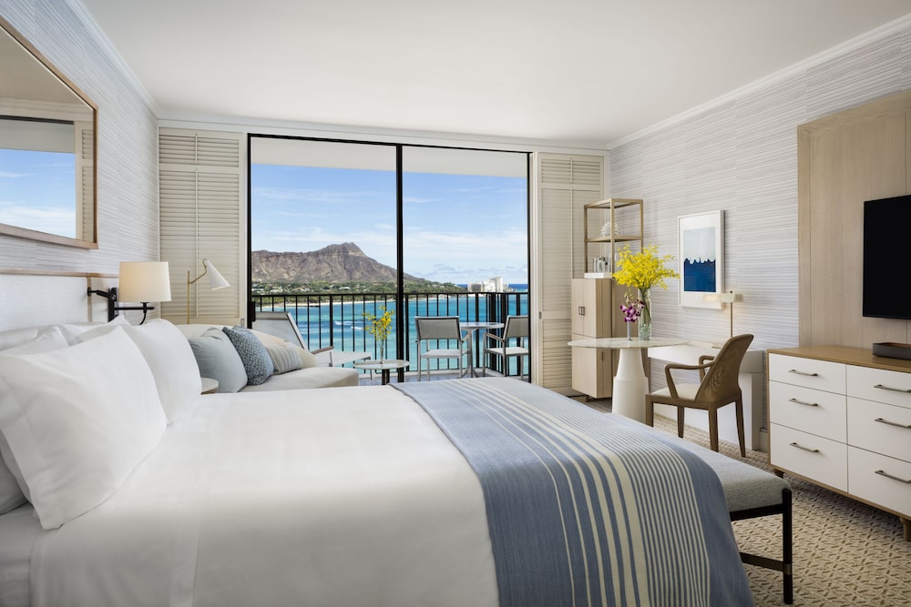 Halekulani — Hotel rooms in Honolulu, Hawaii