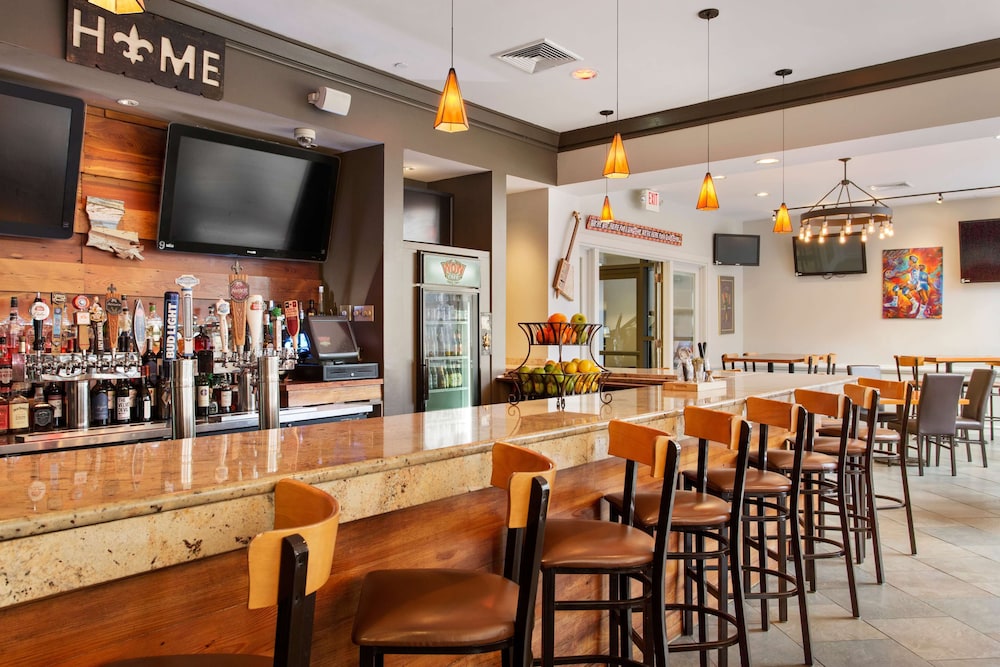 DoubleTree by Hilton New Orleans — Restaurant & bars in New Orleans, Louisiana
