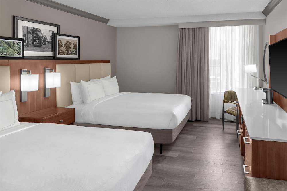 DoubleTree by Hilton New Orleans — Hotel rooms in New Orleans, Louisiana