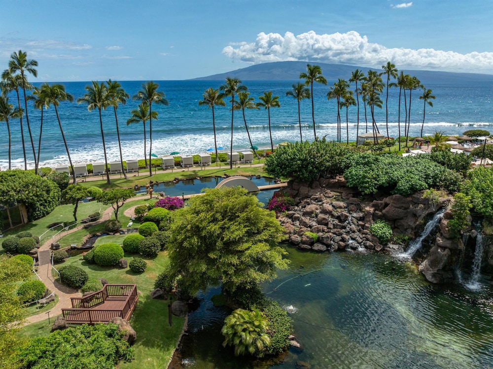 Hyatt Regency Maui Resort & Spa — Beach in Kaanapali, Hawaii