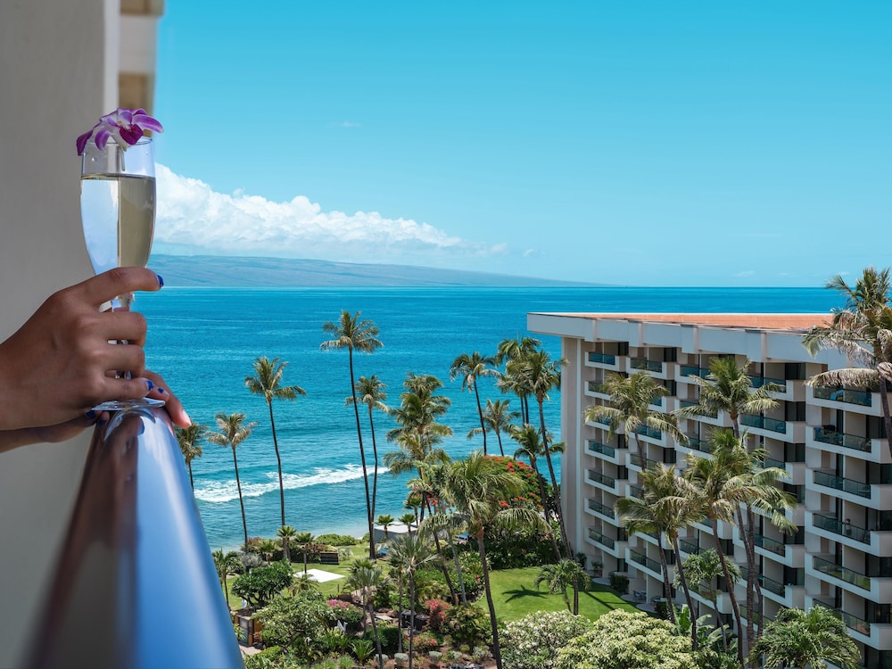 Hyatt Regency Maui Resort & Spa — Hotel building in Kaanapali, Hawaii