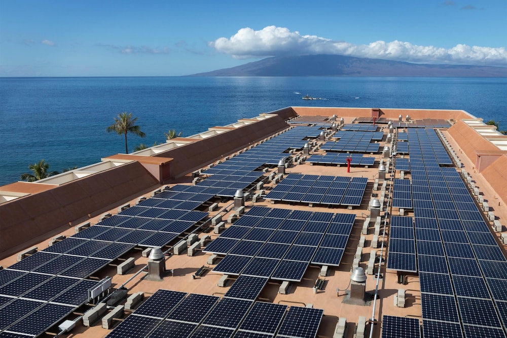 Hyatt Regency Maui Resort & Spa — Hotel building in Kaanapali, Hawaii