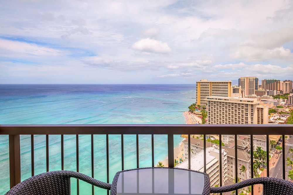 Hyatt Regency Waikiki Beach Resort & Spa — Beach in Honolulu, Hawaii