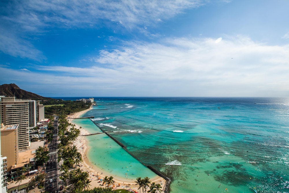 Hyatt Regency Waikiki Beach Resort & Spa — Beach in Honolulu, Hawaii