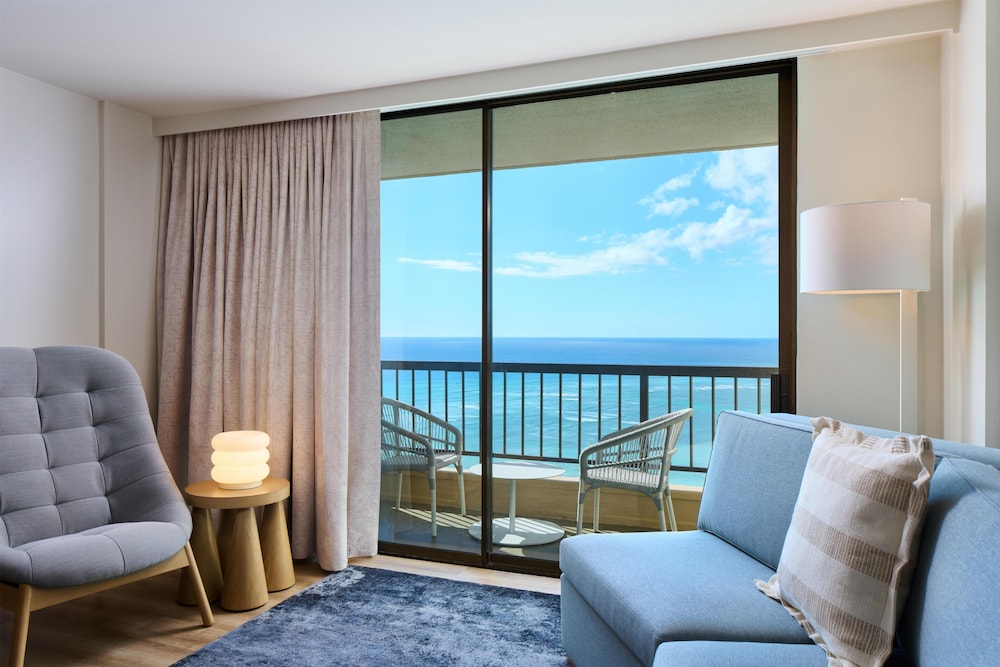 Hyatt Regency Waikiki Beach Resort & Spa — Hotel rooms in Honolulu, Hawaii
