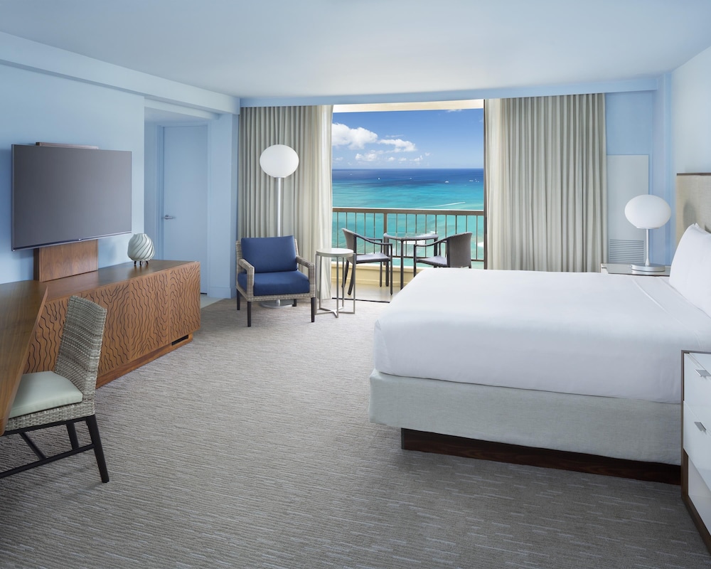 Hyatt Regency Waikiki Beach Resort & Spa — Hotel rooms in Honolulu, Hawaii