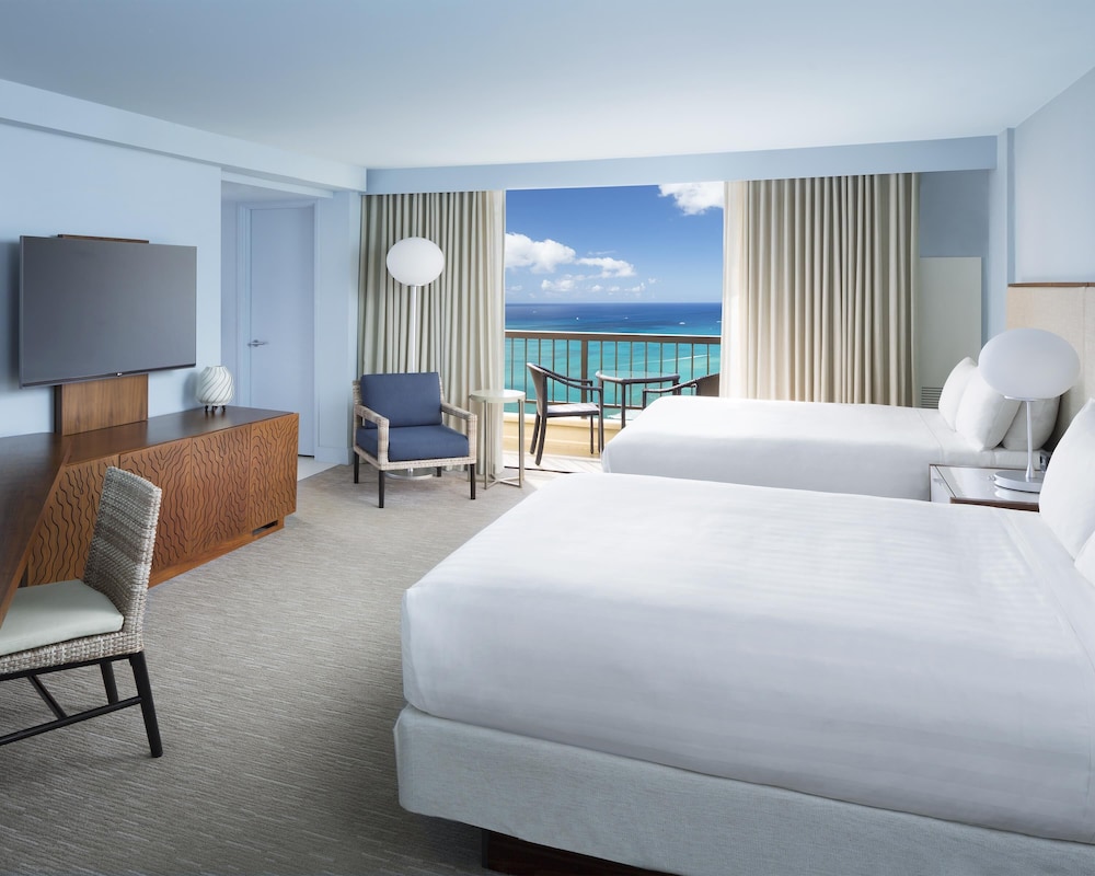 Hyatt Regency Waikiki Beach Resort & Spa — Hotel rooms in Honolulu, Hawaii