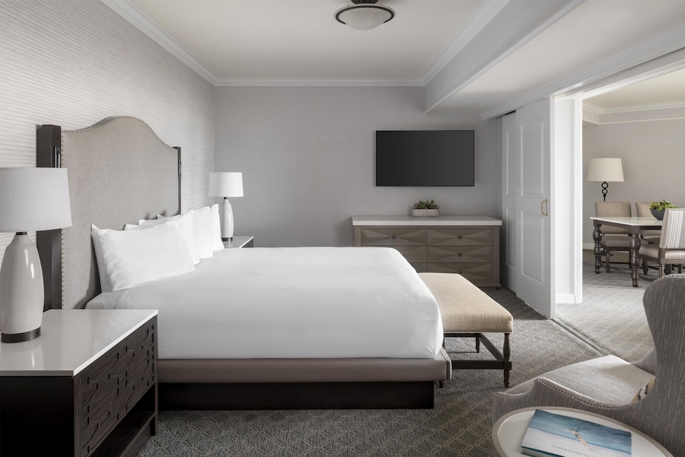 Hyatt Regency Huntington Beach Resort and Spa — Hotel rooms in Huntington Beach, California