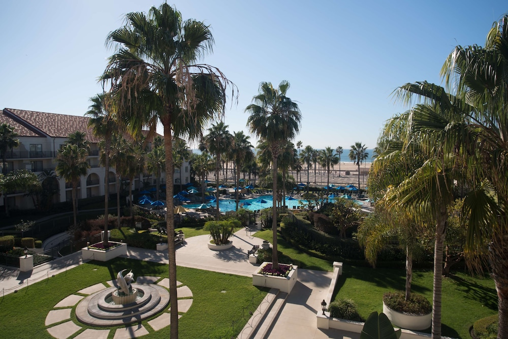 Hyatt Regency Huntington Beach Resort and Spa — Main photo in Huntington Beach, California