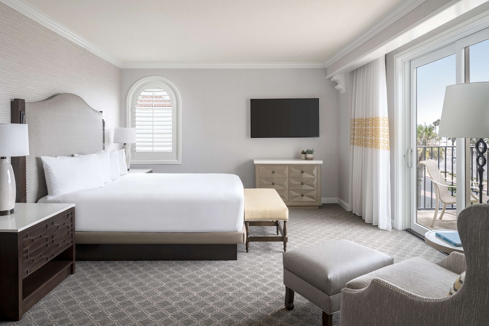 Hyatt Regency Huntington Beach Resort and Spa — Hotel rooms in Huntington Beach, California
