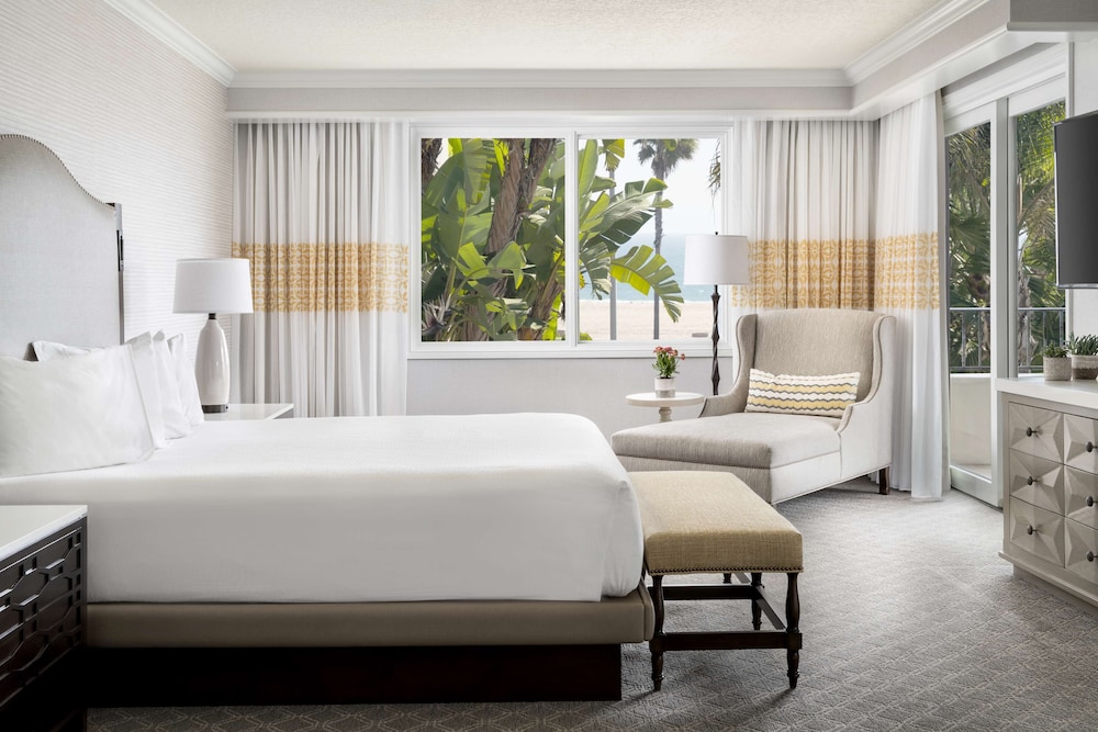 Hyatt Regency Huntington Beach Resort and Spa — Hotel rooms in Huntington Beach, California