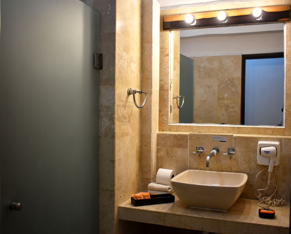 Hotel Hacienda Paradise — Hotel rooms in Playa del Carmen, Quintana Roo