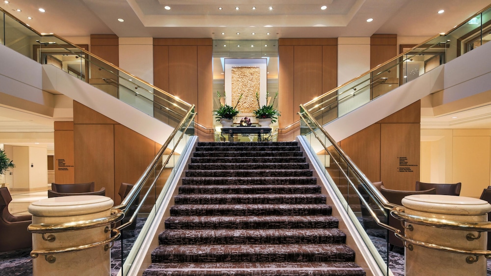 Hilton Los Angeles Airport — Hotel building in Los Angeles, California