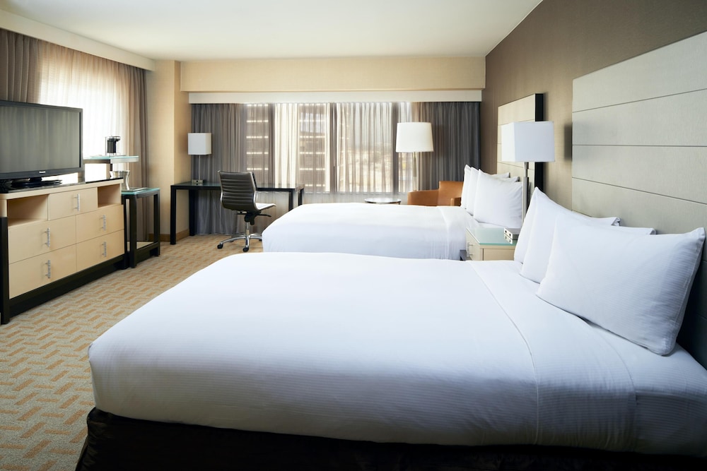 Hilton Los Angeles Airport — Hotel rooms in Los Angeles, California