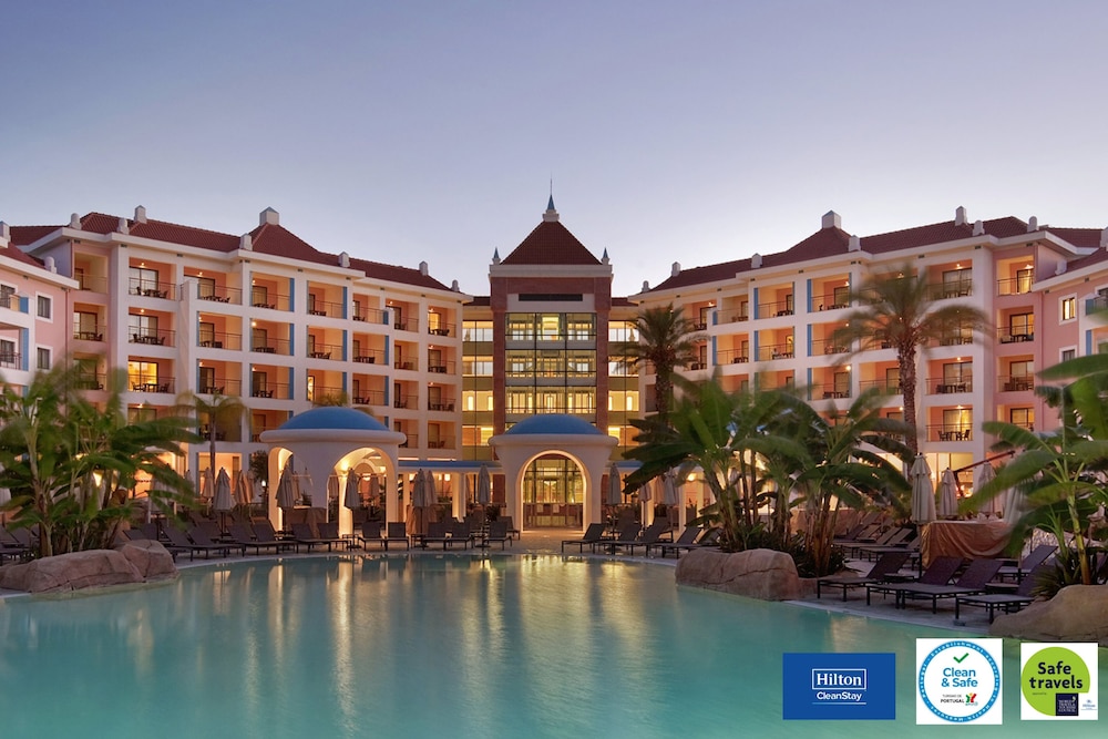 Hilton Vilamoura As Cascatas Golf Resort & Spa — Hotel building in Vilamoura, Faro