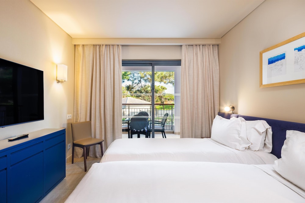 Hilton Vilamoura As Cascatas Golf Resort & Spa — Hotel rooms in Vilamoura, Faro