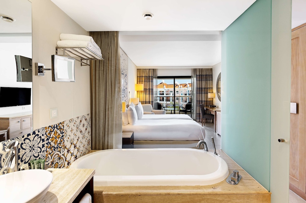 Hilton Vilamoura As Cascatas Golf Resort & Spa — Hotel rooms in Vilamoura, Faro