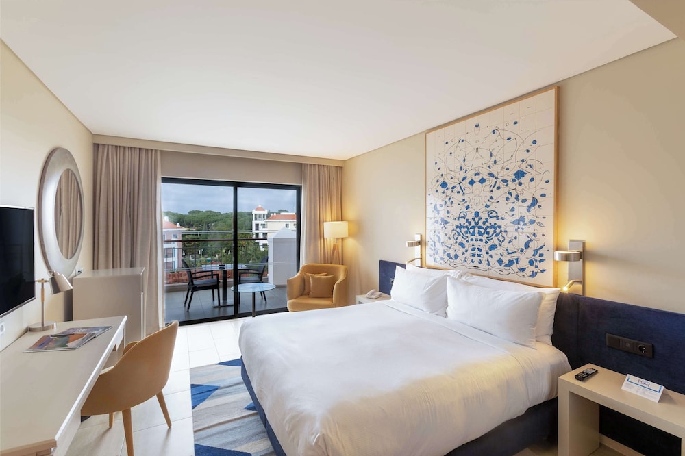 Hilton Vilamoura As Cascatas Golf Resort & Spa — Hotel rooms in Vilamoura, Faro