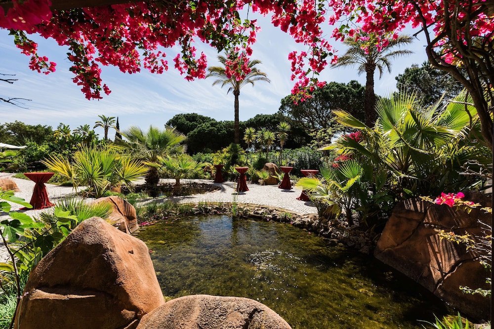 Hilton Vilamoura As Cascatas Golf Resort & Spa — Attractions in the area in Vilamoura, Faro
