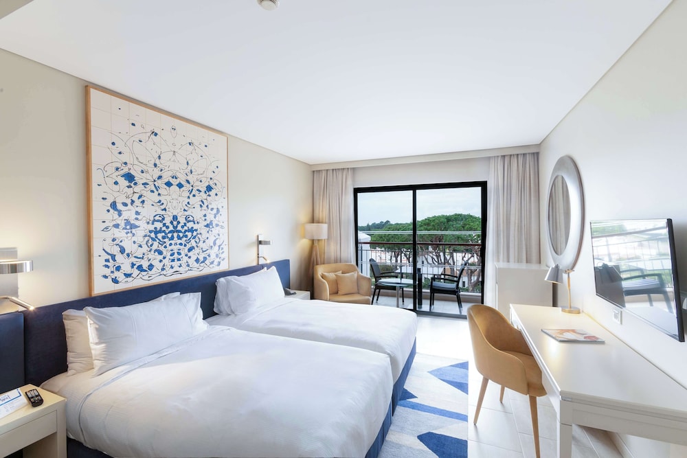 Hilton Vilamoura As Cascatas Golf Resort & Spa — Hotel rooms in Vilamoura, Faro
