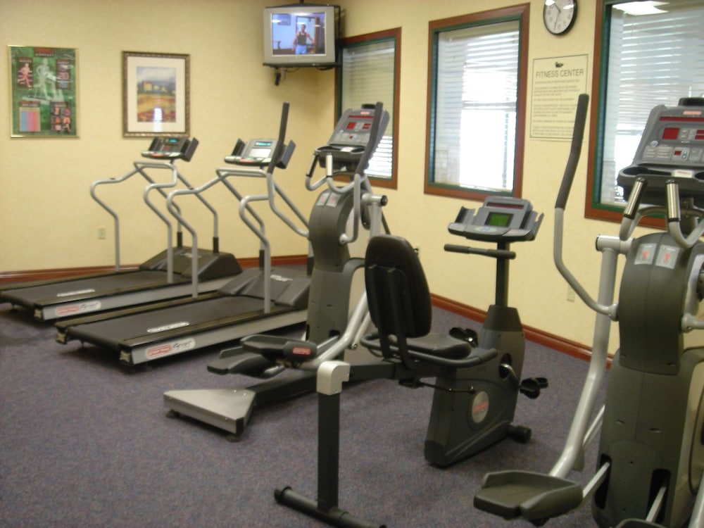 Homewood Suites by Hilton Brighton — Sports & recreation in Brighton, Michigan