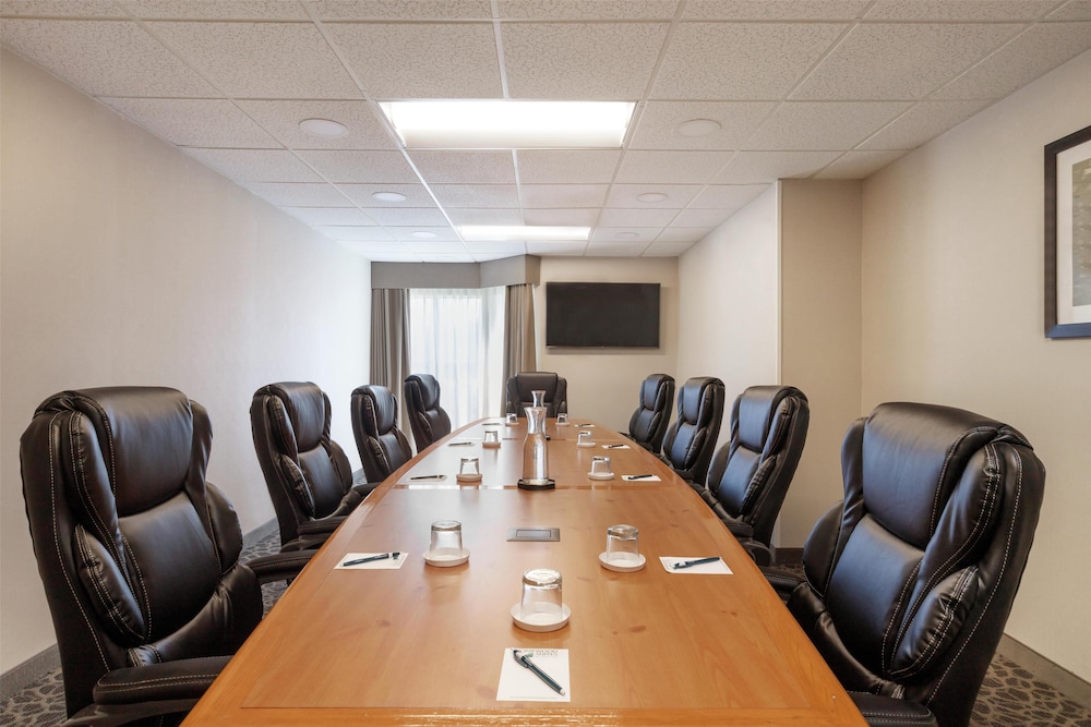 Homewood Suites by Hilton St. Petersburg Clearwater — Hotel building in Pinellas Park, Florida