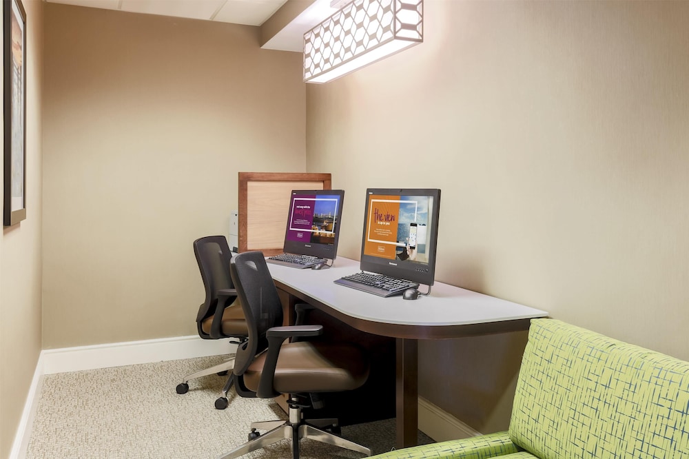 Homewood Suites by Hilton St. Petersburg Clearwater — Hotel building in Pinellas Park, Florida