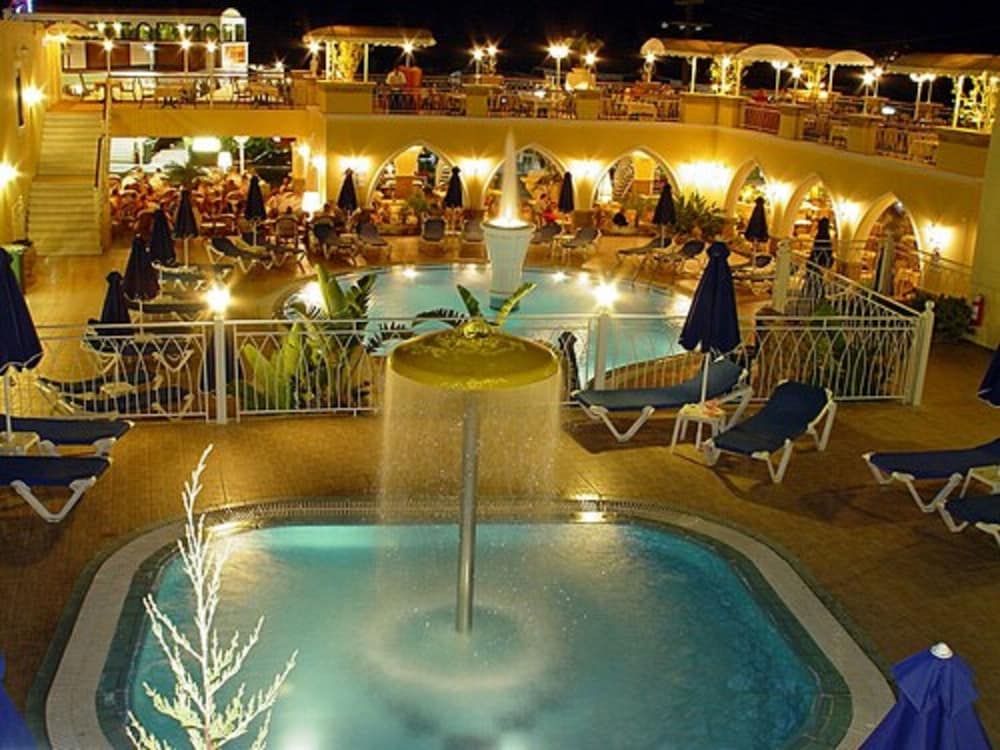 Hotel Pefkos Beach — Swimming pool in Pefkos, South Aegean