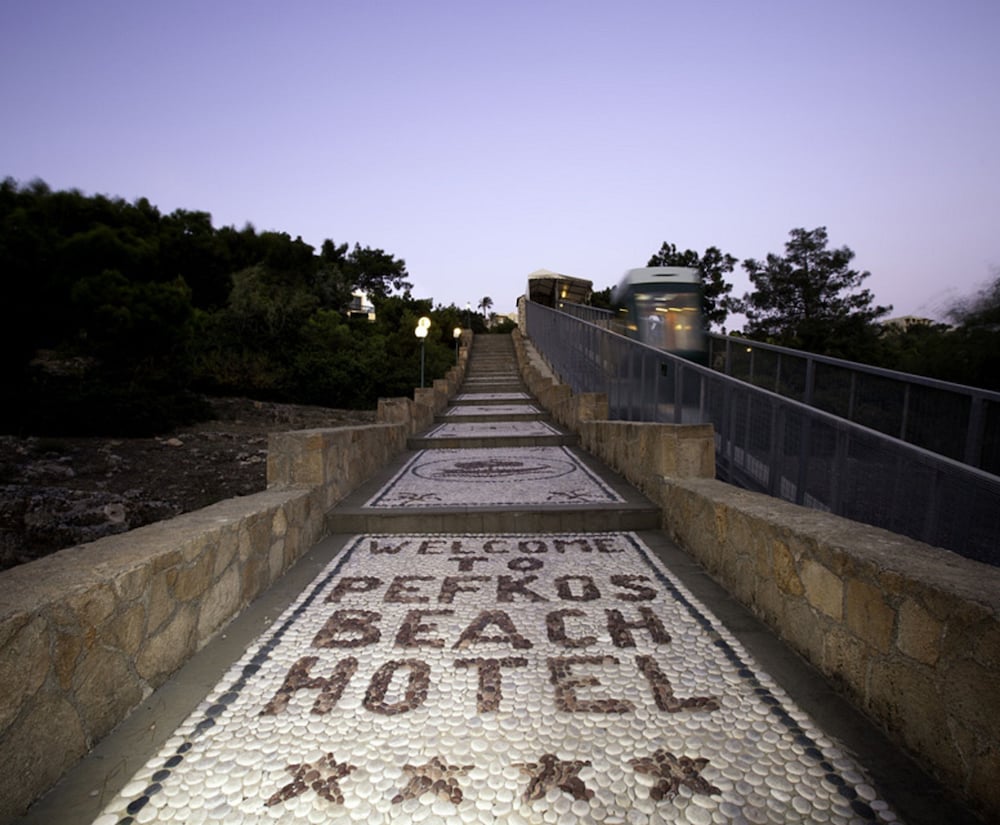 Hotel Pefkos Beach — Hotel building in Pefkos, South Aegean