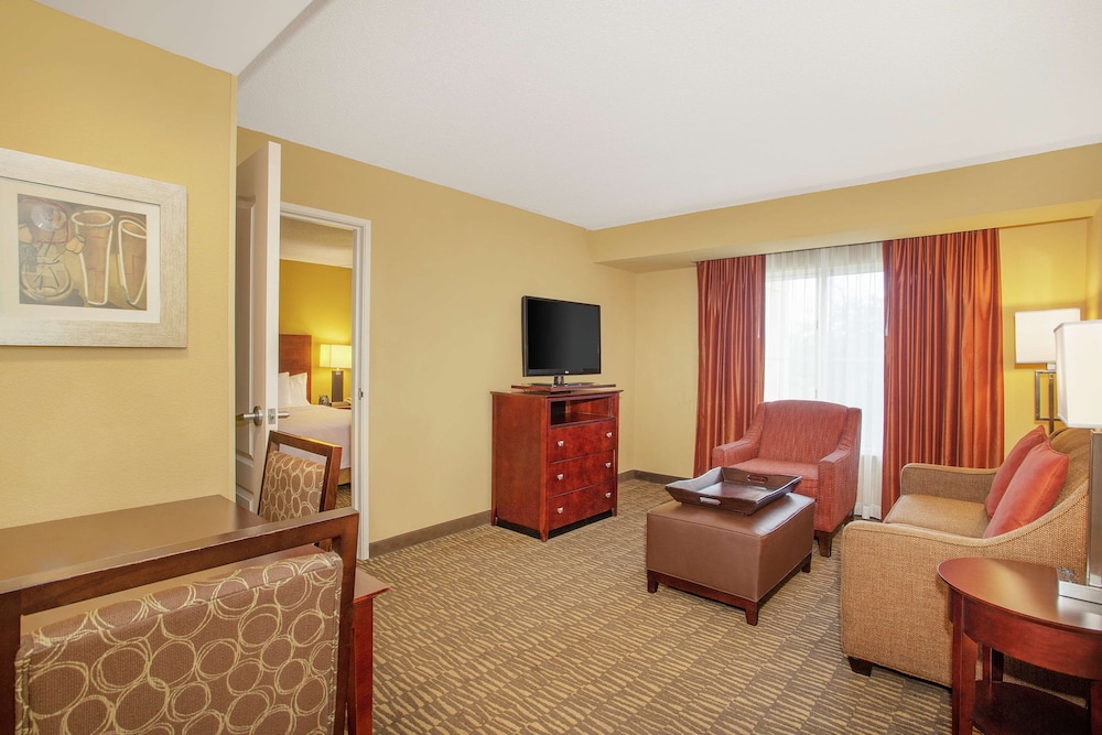Homewood Suites by Hilton Tampa-Brandon — Hotel rooms in Tampa, Florida