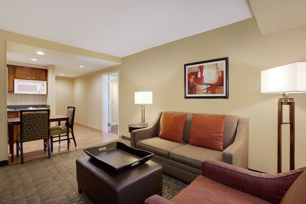 Homewood Suites by Hilton Tampa-Brandon — Hotel rooms in Tampa, Florida