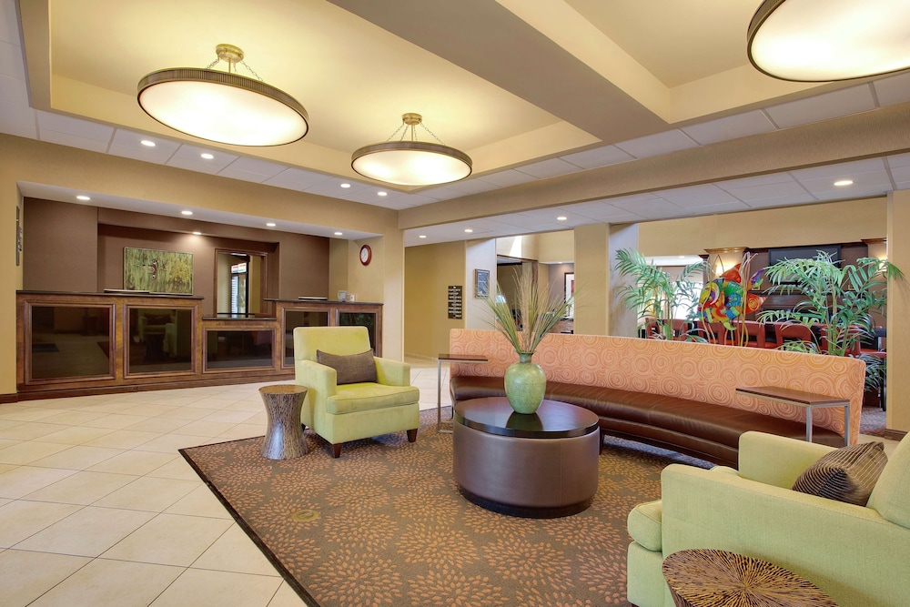 Homewood Suites by Hilton Tampa-Brandon — Hotel building in Tampa, Florida