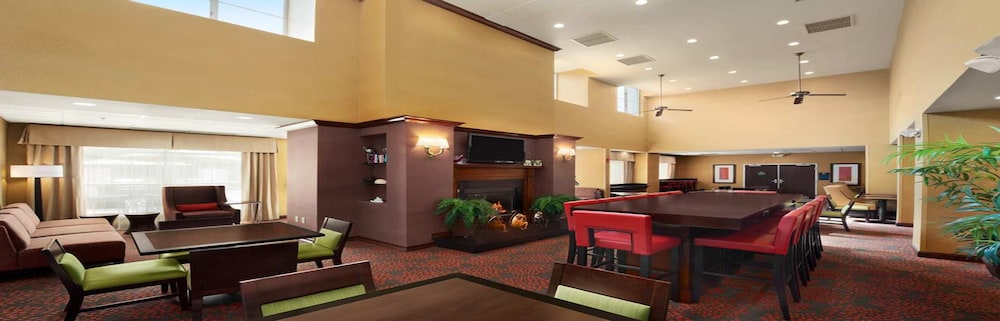 Homewood Suites by Hilton Tampa-Brandon — Restaurant & bars in Tampa, Florida