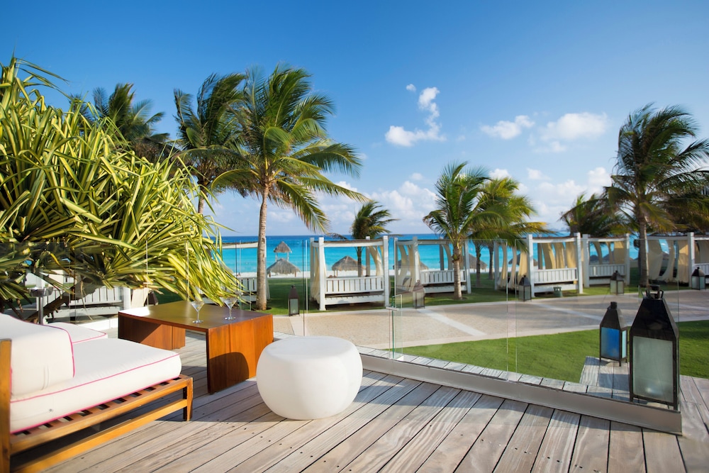Krystal Grand Cancun All Inclusive — Beach in Cancun, Quintana Roo