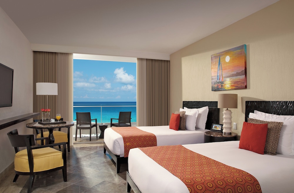 Krystal Grand Cancun All Inclusive — Hotel rooms in Cancun, Quintana Roo