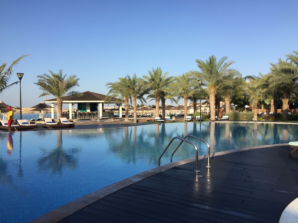 InterContinental Abu Dhabi by IHG — Swimming pool in Abu Dhabi