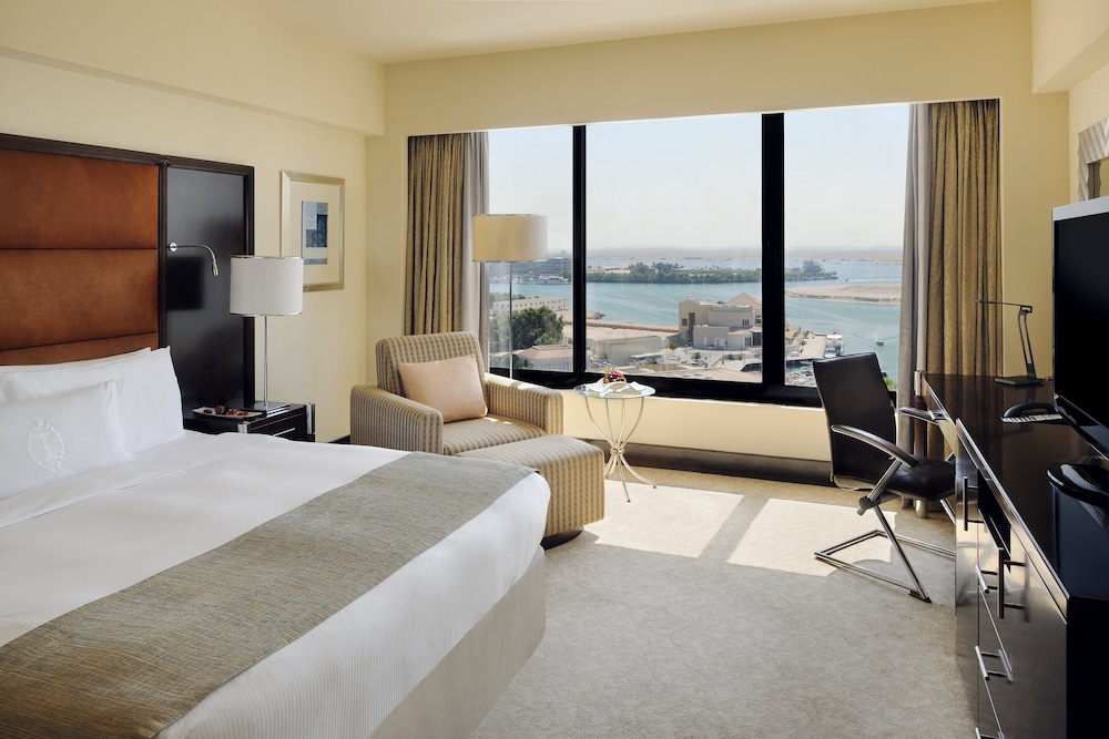 InterContinental Abu Dhabi by IHG — Hotel rooms in Abu Dhabi