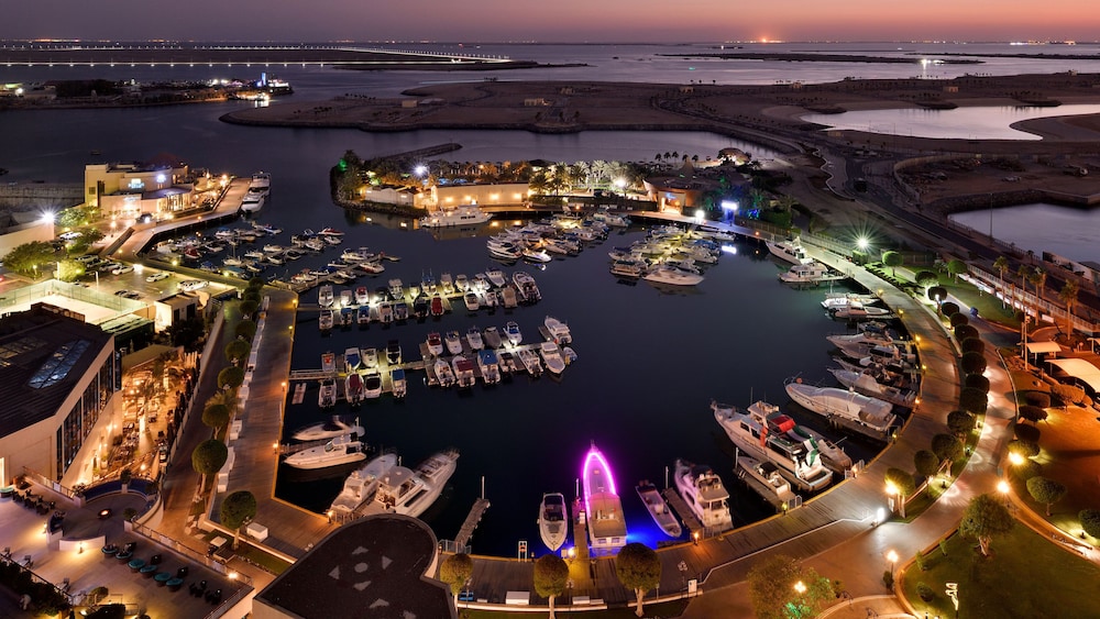 InterContinental Abu Dhabi by IHG — Beach in Abu Dhabi