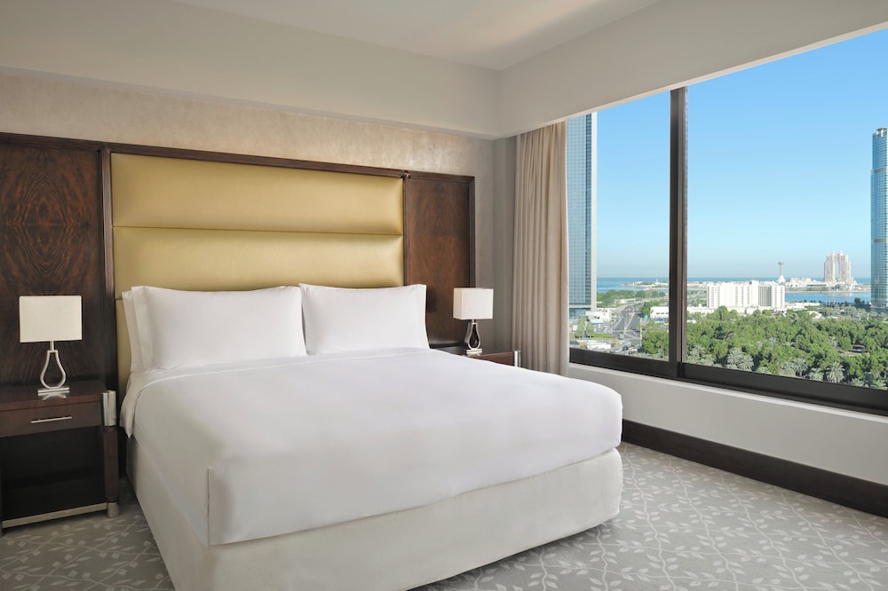InterContinental Abu Dhabi by IHG — Hotel rooms in Abu Dhabi