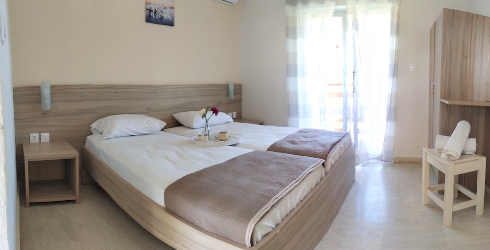 Ever Green — Hotel rooms in Lefkimmi (Corfu), Ionian Islands