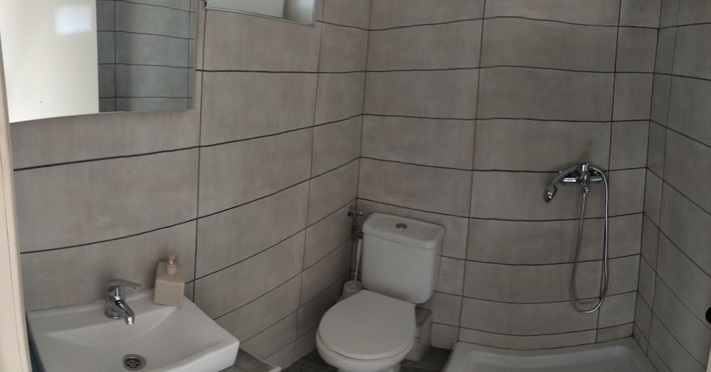 Ever Green — Hotel rooms in Lefkimmi (Corfu), Ionian Islands