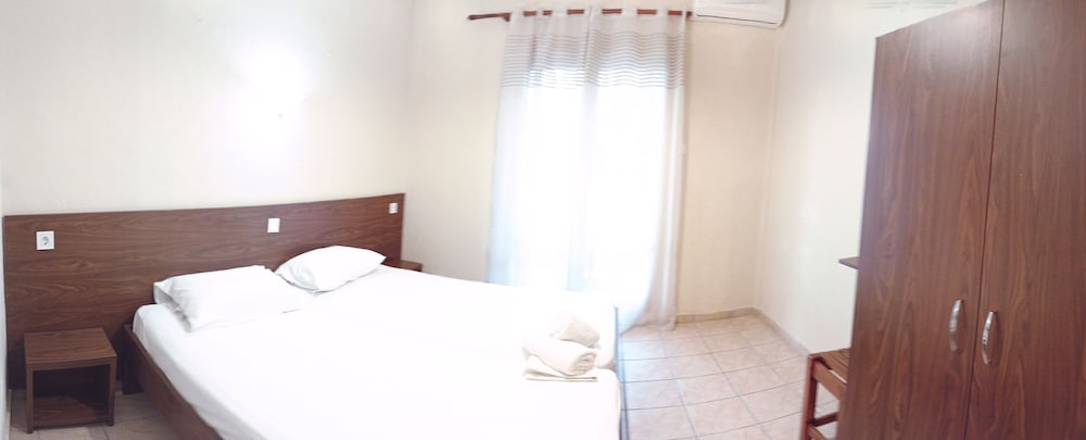 Ever Green — Hotel rooms in Lefkimmi (Corfu), Ionian Islands