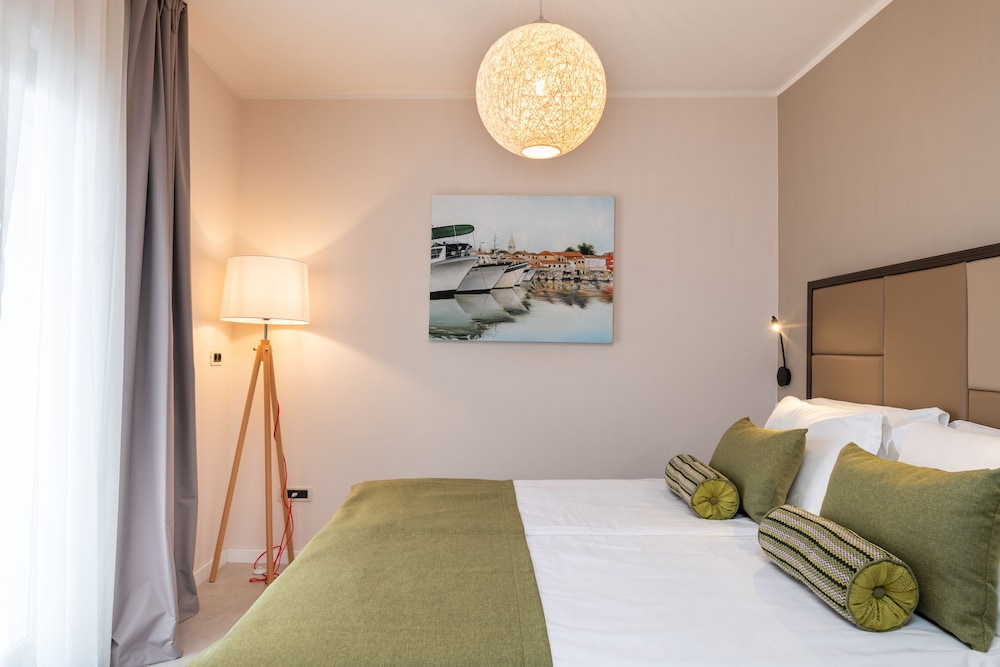 Rivalmare Boutique Hotel — Hotel rooms in Novigrad, Istria