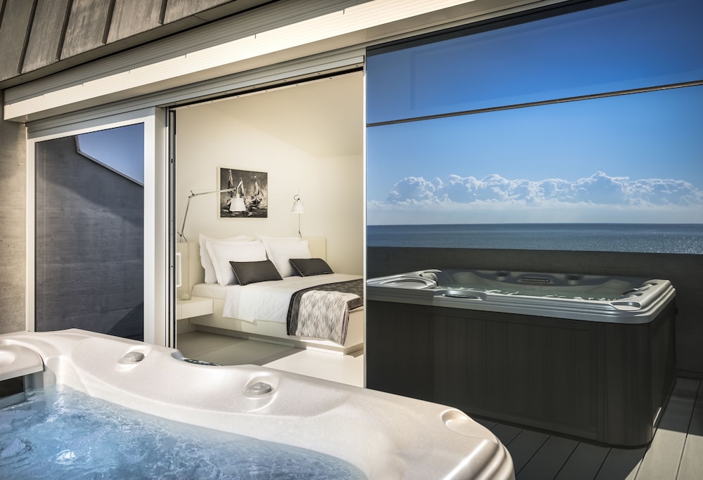 Rivalmare Boutique Hotel — Hotel rooms in Novigrad, Istria