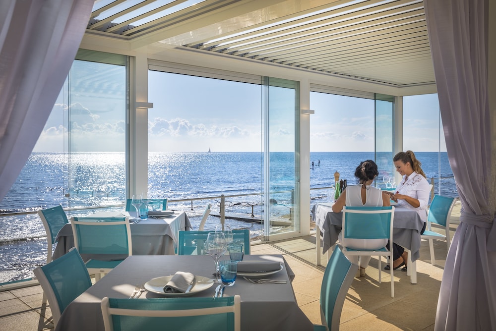 Rivalmare Boutique Hotel — Restaurant & bars in Novigrad, Istria