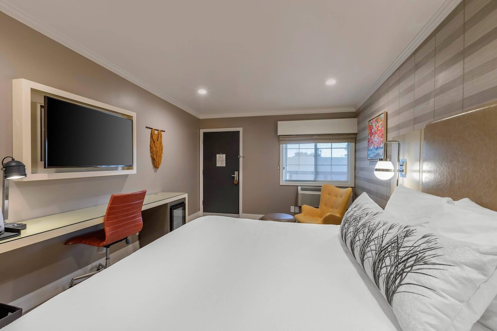 Bluestem Hotel Torrance Los Angeles, an Ascend Collection Hotel — Hotel rooms in Torrance, California
