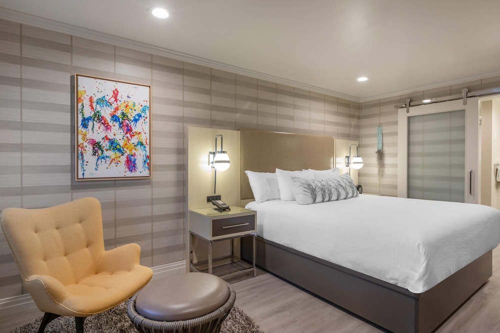 Bluestem Hotel Torrance Los Angeles, an Ascend Collection Hotel — Hotel rooms in Torrance, California