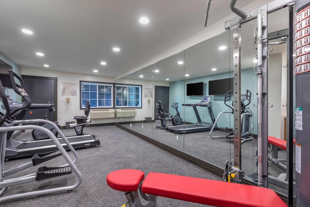 Bluestem Hotel Torrance Los Angeles, an Ascend Collection Hotel — Sports & recreation in Torrance, California