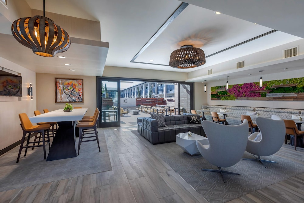 Bluestem Hotel Torrance Los Angeles, an Ascend Collection Hotel — Restaurant & bars in Torrance, California